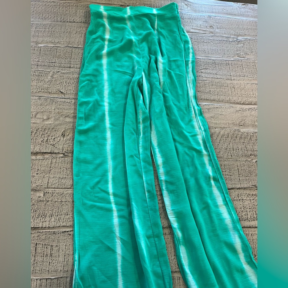 Size xs from Fashion nova cute flared pants